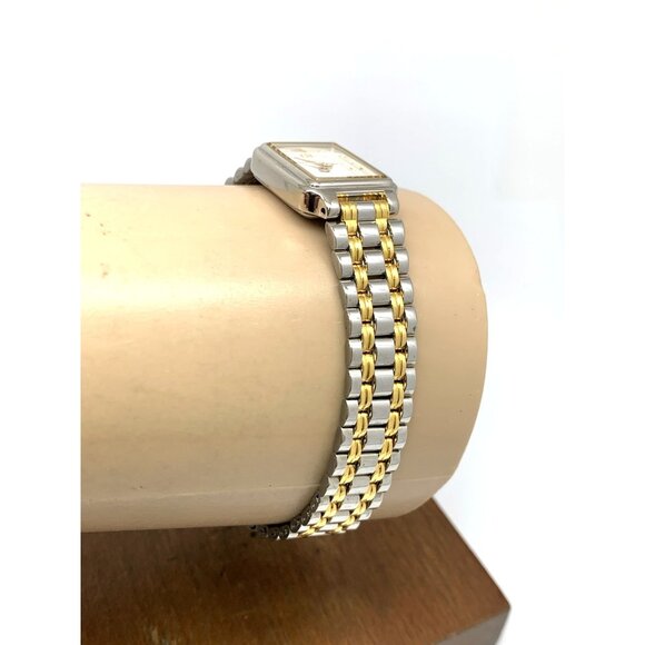 Seiko Women's Watch V401-5129 Quartz Petite Tank Rectangle White Dial Two Tone - Picture 10 of 12